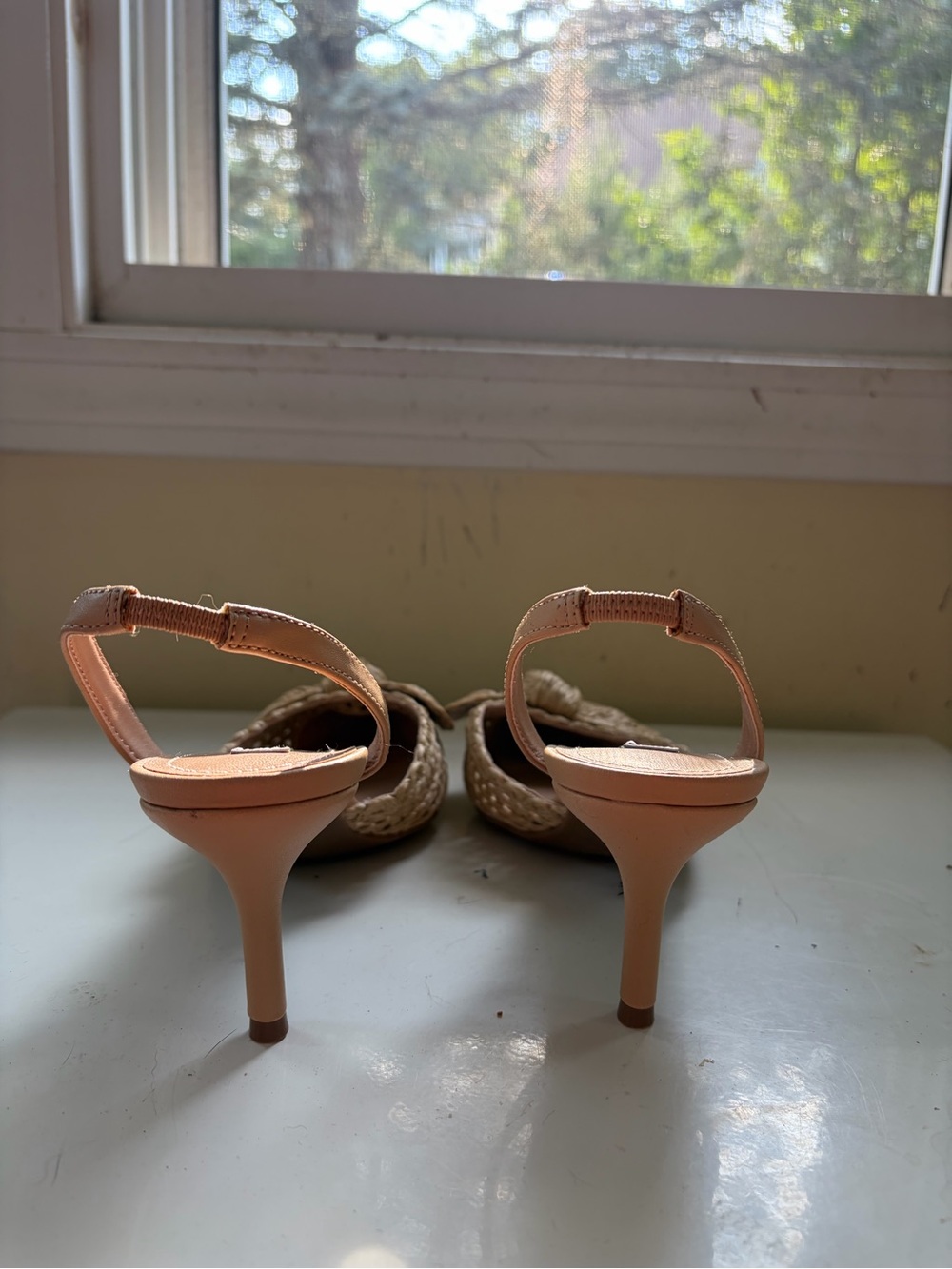 Charles David Beige Woven Slingback Pointed-Toe Heels - Picture 4 of 6